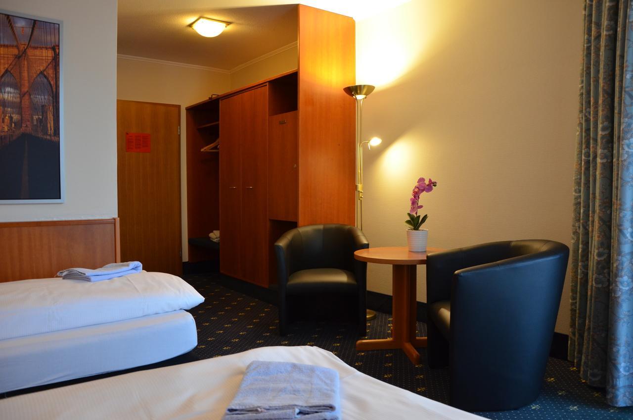 Karaman Group Hotel Bad Nenndorf Eksteriør billede